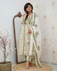 Elegant Green Color Kurti Pant Set