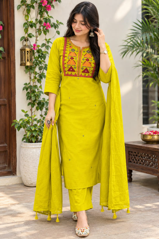 Embroidered Cotton Kurti Pant Set