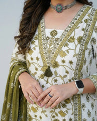 Elegant Green Color Kurti Pant Set