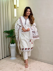 Milina Embroidered Cotton Kurti Pant Set