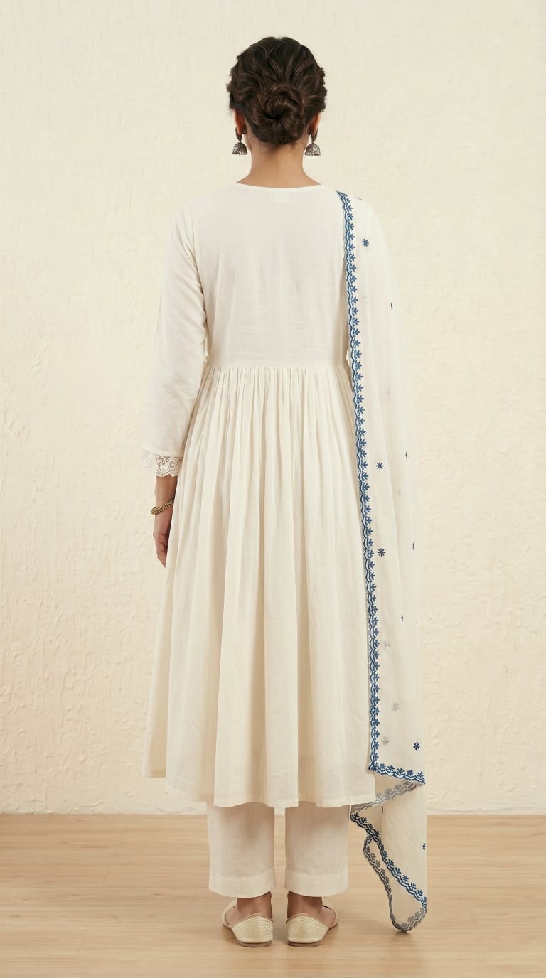 Mitiksha Embroidered Cotton Kurti Pant Set
