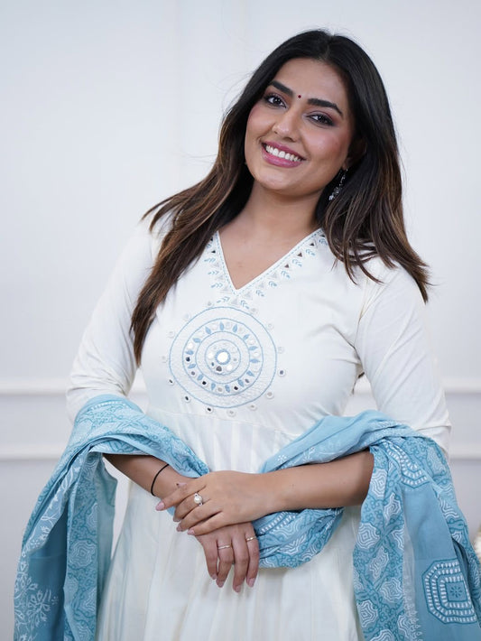 Elegance Color Anarkali Kurti With HandWork Pant Set