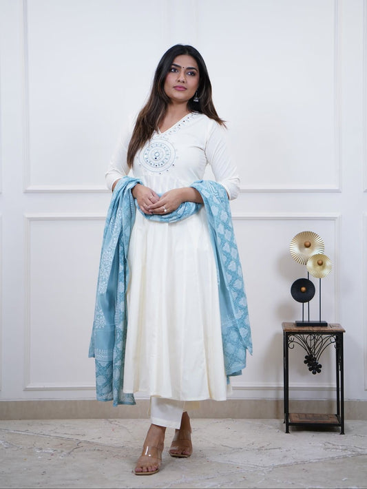Elegance Color Anarkali Kurti With HandWork Pant Set